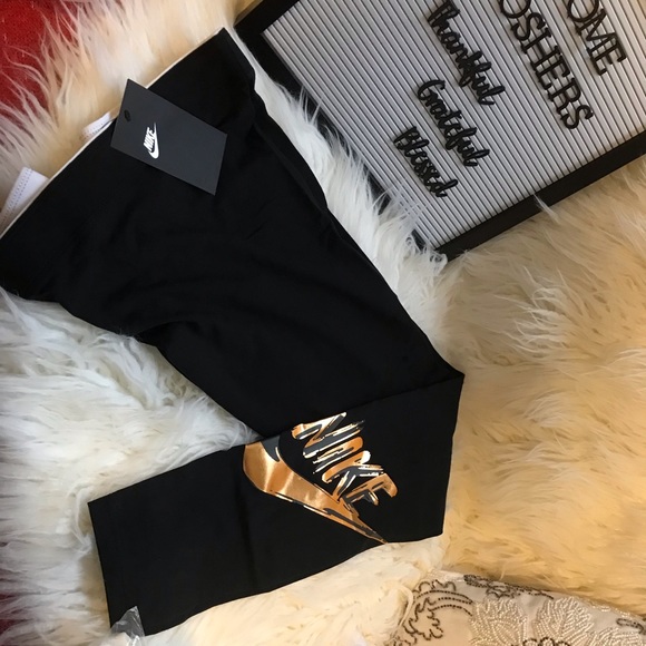 LAST ONE XS! NWT Nike Metallic GX Leggings - Picture 8 of 8